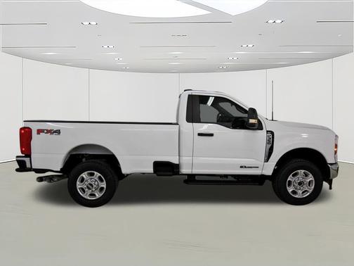 2025 Ford F-350 XLT