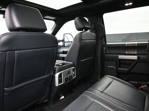 2022 Ford F-350 Lariat