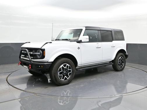 2023 Ford Bronco Outer Banks