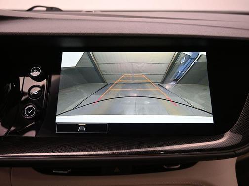 2023 Buick Envision Essence FWD