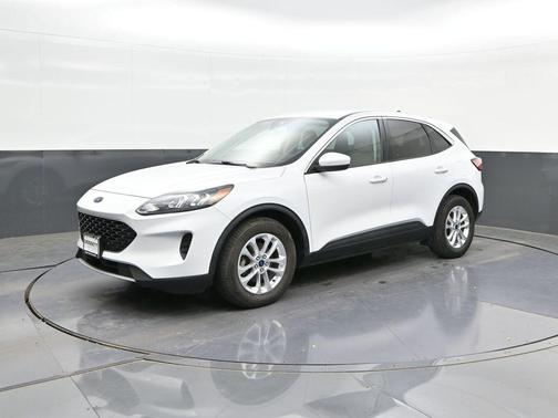 OXFORD WHITE 2021 Ford Escape SE