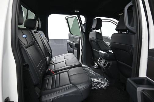 Star White Metallic Tri-Coat 2026 Ford F-150 Platinum