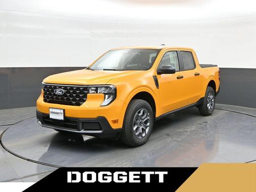 ORANGE FURY METALLIC TRI-COAT 2026 Ford Maverick XLT