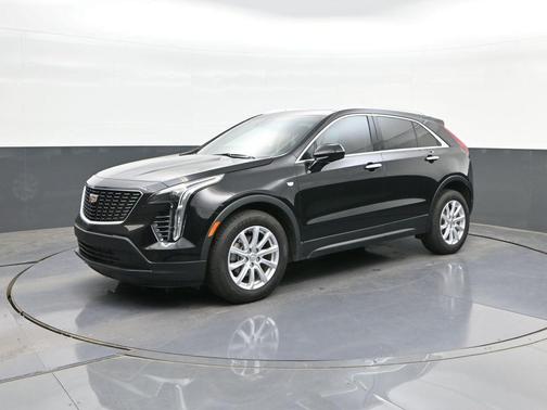Stellar Black Metallic 2023 Cadillac XT4 Luxury