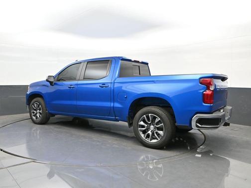 Glacier Blue Metallic 2022 Chevrolet Silverado 1500 LT