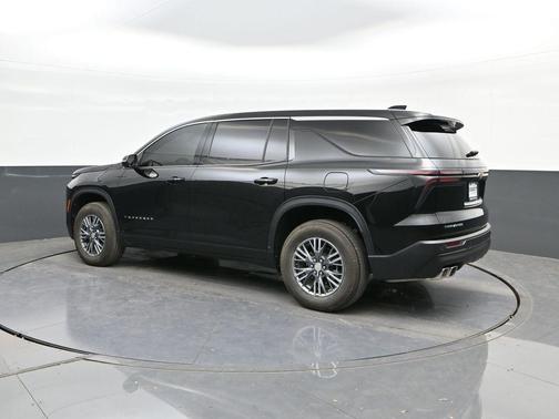 2024 Chevrolet Traverse LS