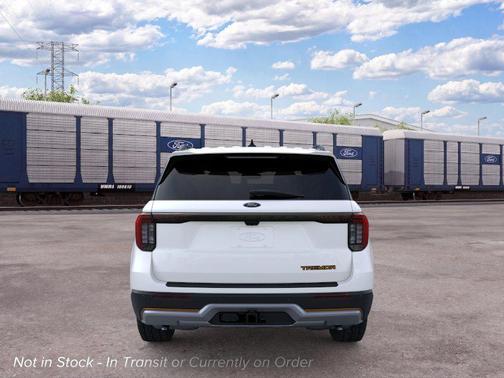 Star White Metallic Tri-Coat 2026 Ford Explorer Tremor