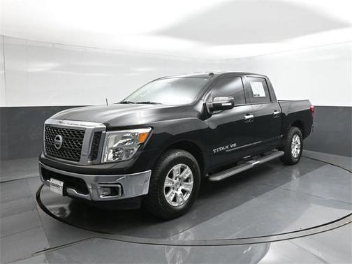 2018 Nissan Titan SV