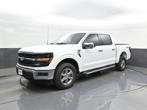 Oxford White 2024 Ford F-150 XLT