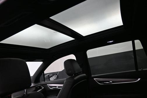 Argent Silver Metallic 2025 Cadillac XT6 Luxury FWD