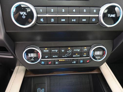 2021 Ford Expedition Platinum