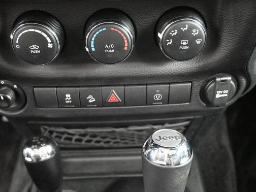 2017 Jeep Wrangler Sahara