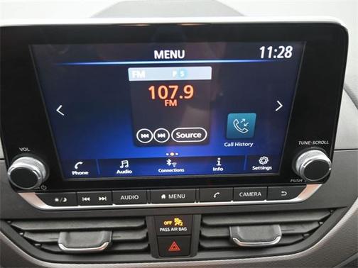 2025 Nissan Altima SR FWD