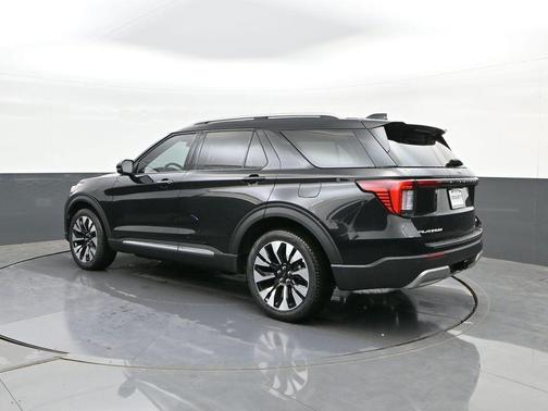 AGATE BLACK METALLIC 2026 Ford Explorer Platinum