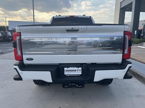 2024 Ford F-350 PLATINUM