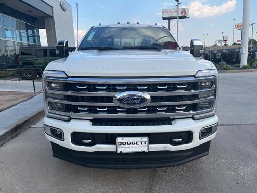 2024 Ford F-350 PLATINUM