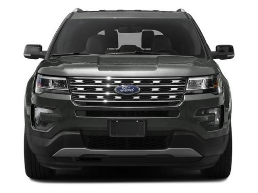 Ingot Silver 2017 Ford Explorer XLT