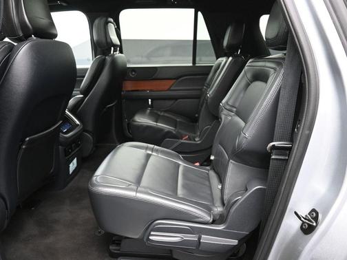2024 Lincoln Navigator Premiere
