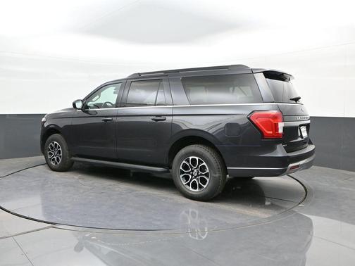 Gray Metallic 2024 Ford Expedition Max XLT