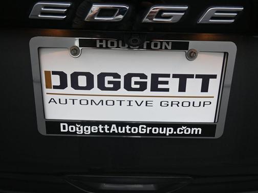 CARBONIZED GRAY 2022 Ford Edge SEL