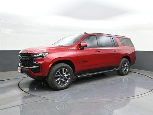 Radiant Red Tintcoat 2024 Chevrolet Suburban 4WD Z71