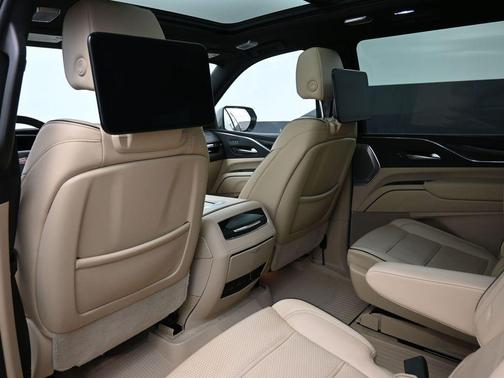 2023 Cadillac Escalade ESV Premium Luxury