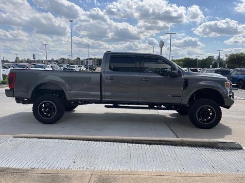 2022 Ford F-250 LARIAT