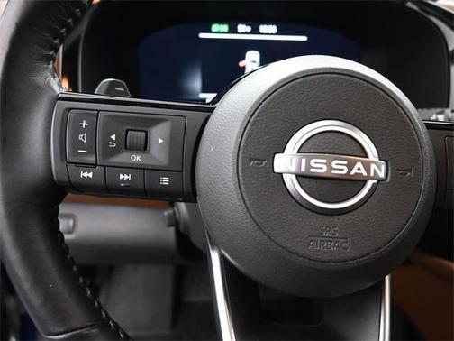 2023 Nissan Pathfinder Platinum FWD