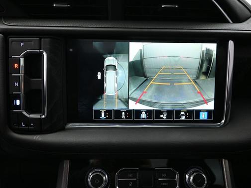 2024 GMC Yukon XL 4WD AT4