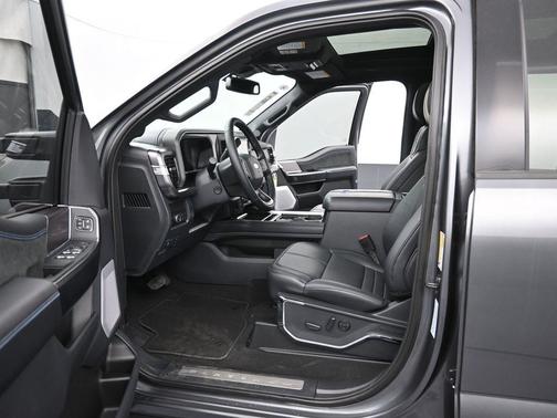 2026 Ford F-250 Platinum