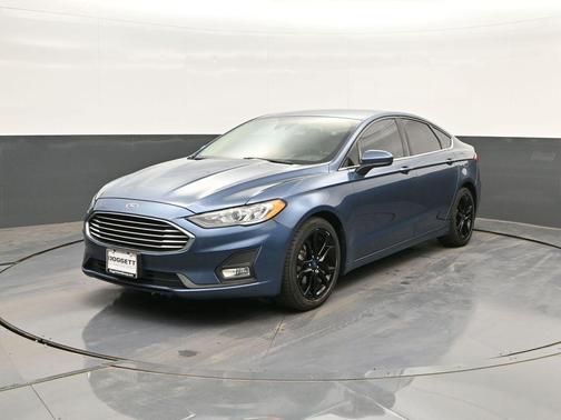 Blue 2019 Ford Fusion SE