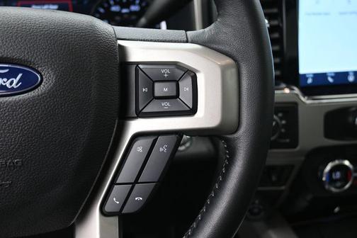 Star White Metallic Tri-Coat 2022 Ford F-250 Lariat