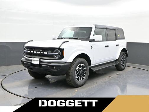 OXFORD WHITE 2026 Ford Bronco Outer Banks
