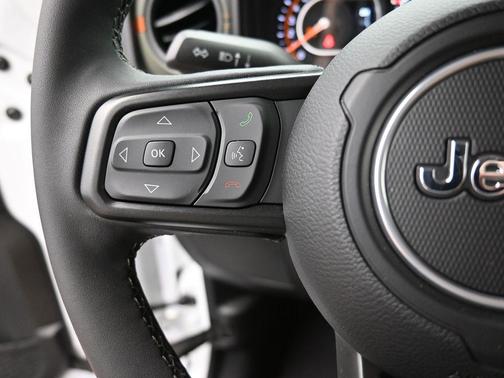 2025 Jeep Gladiator Mojave 4x4