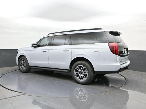SPACE SILVER METALLIC 2026 Ford Expedition Max Active 4x2