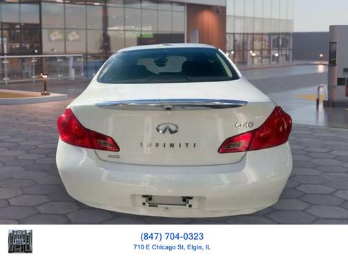 2015 INFINITI Q40 Base