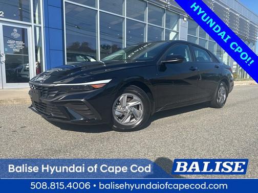 2025 Hyundai ELANTRA SE
