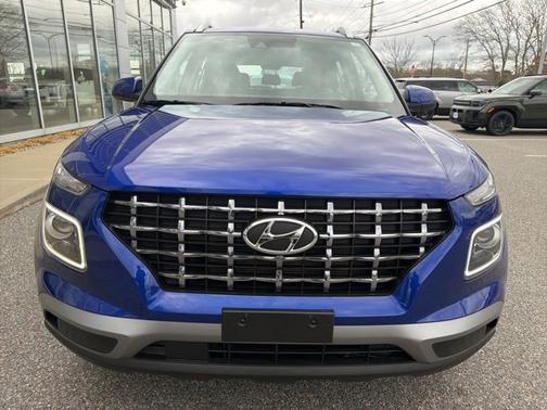 2022 Hyundai VENUE Limited