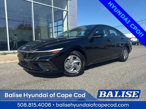 2025 Hyundai ELANTRA SE