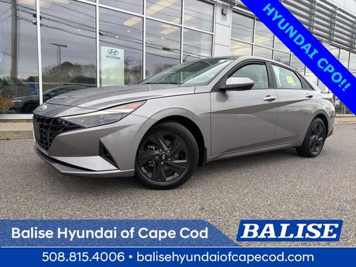 2022 Hyundai ELANTRA SEL