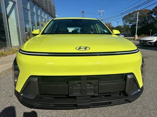 2024 Hyundai KONA SE
