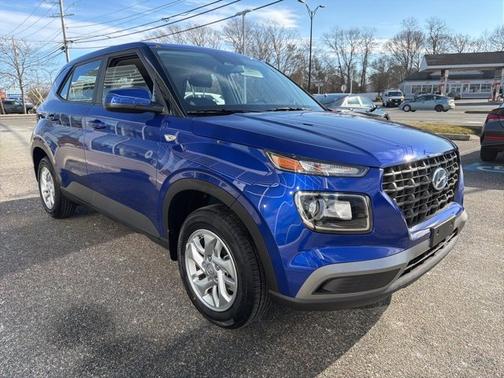 2025 Hyundai VENUE SE