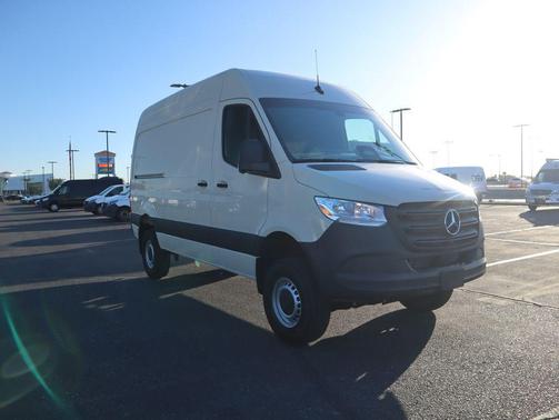 2026 Mercedes-Benz Sprinter 2500 Standard Roof