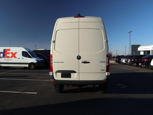 2026 Mercedes-Benz Sprinter 2500 Standard Roof