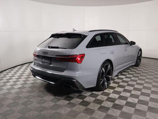 2022 Audi RS 6 Avant 4.0T