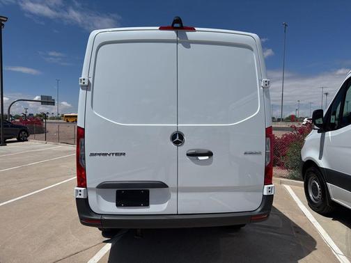 2025 Mercedes-Benz Sprinter 2500 Standard Roof