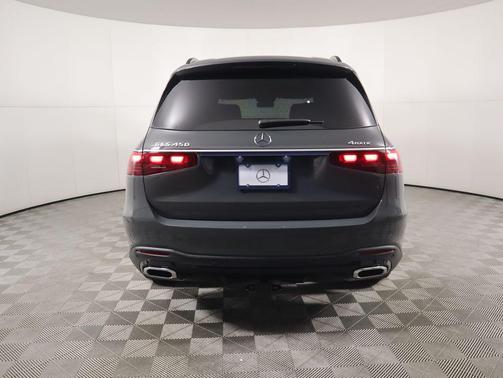 2026 Mercedes-Benz GLS 450 4MATIC