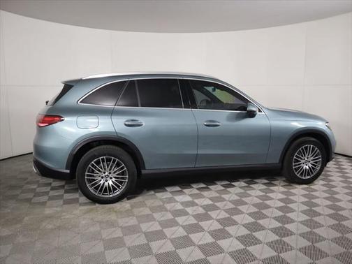 2026 Mercedes-Benz GLC 300 Base