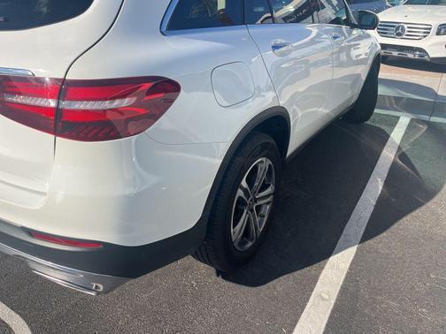 2019 Mercedes-Benz GLC 300 Base