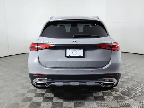 2026 Mercedes-Benz GLC 350e Base